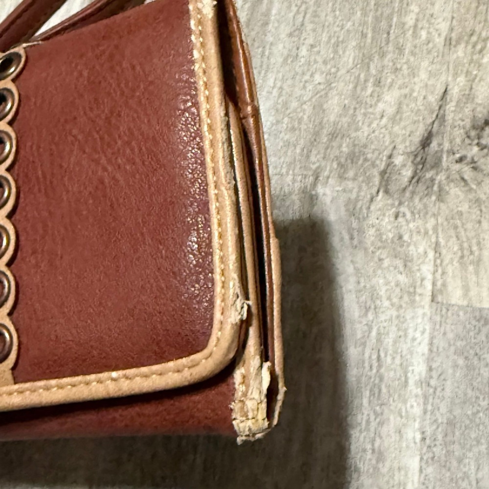 Blazin Roxx Laney Wallet. Some wear but still charming - Picture 3 of 7
